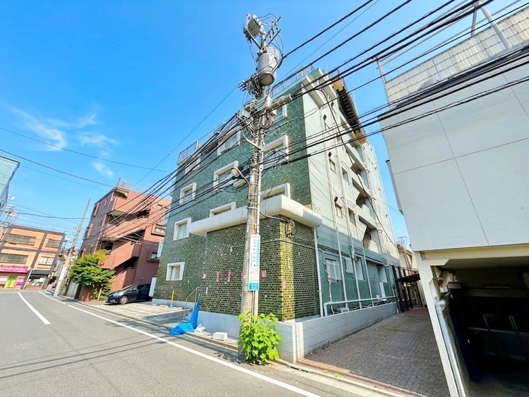 外観 現地に足をお運びいただいた際には、周辺散策などをお勧めいたします。