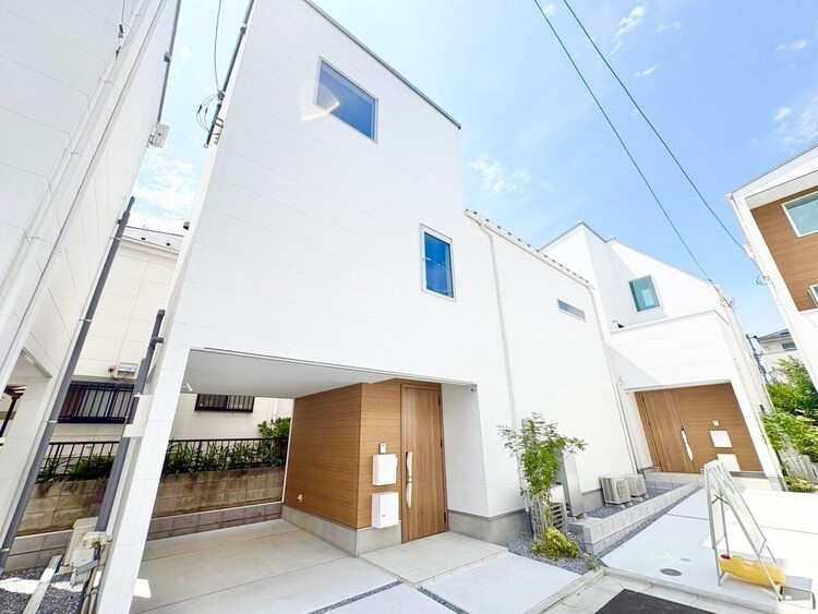 外観 ライフプランニングからローンまで、一貫してご説明させていただきます。お気軽にお問い合わせくださいませ。