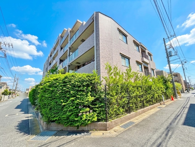 外観 現地に足をお運びいただいた際には、周辺散策などをお勧めいたします。