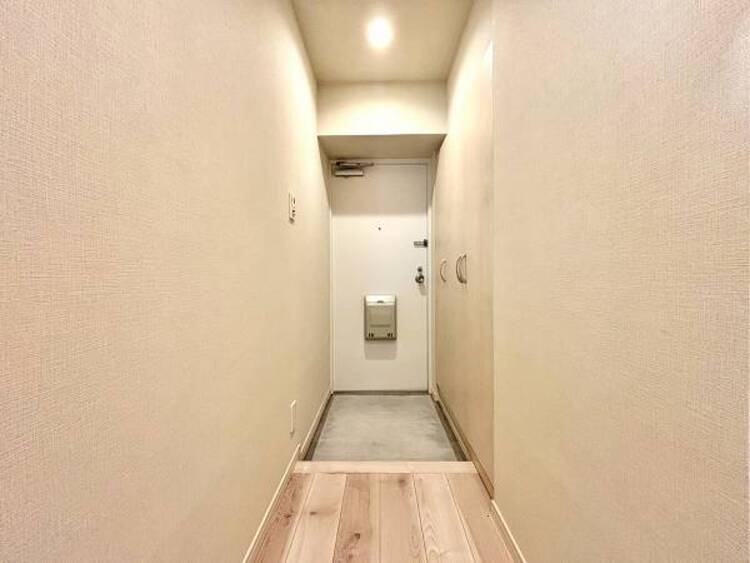 その他 雑多な玄関ではなくスッキリ空間としてお家の顔になるよう設計いたしました。