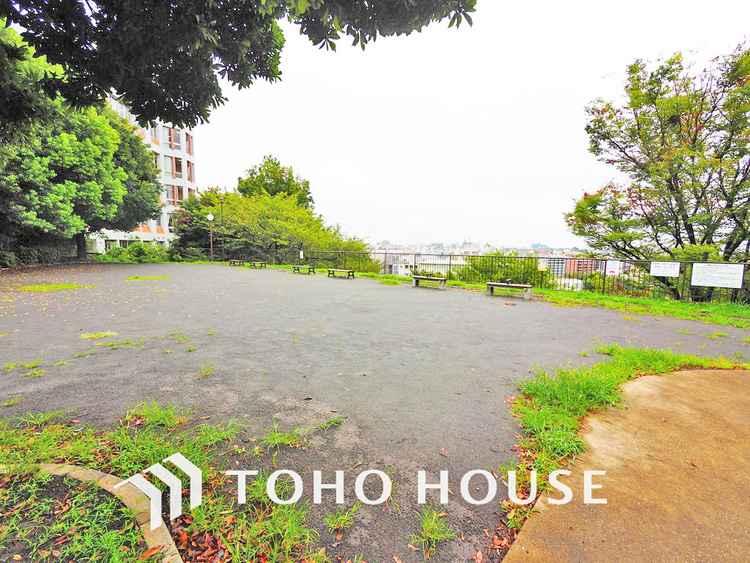 周辺 三春台第二公園　距離900ｍ