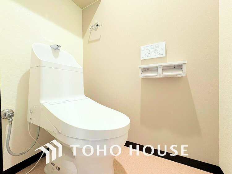 トイレ トイレには快適な温水洗浄便座付