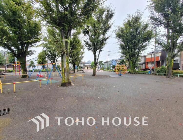 周辺 世田谷区立烏山公園まで約500m