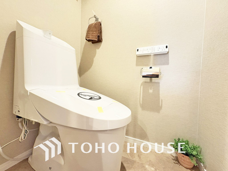 トイレ トイレには快適な温水洗浄便座付