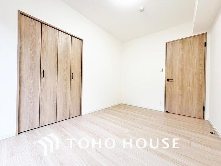 内装 1日の疲れを癒し、心地よく寛げるようゆったりとした広さをしています