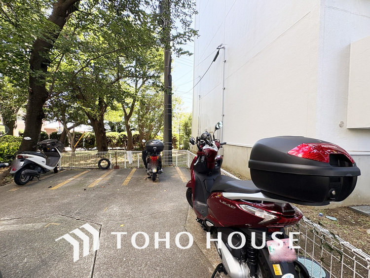 その他 バイク置き場（空き状況は要確認となります）