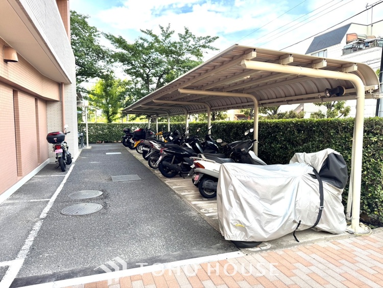 その他 ほんの少しのこだわり。ちょっとした色使いがその家がもつ雰囲気、趣（おもむき）を携え、暮らす家族や訪ねてくる友人・知人に新鮮な香りを運んできます。