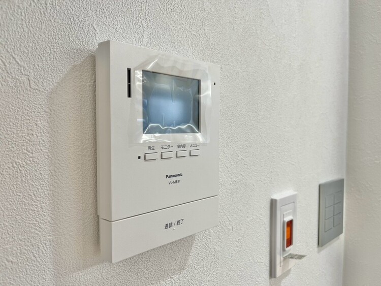 その他 誰が来てもわかる様にモニター付きインターホンを設置。