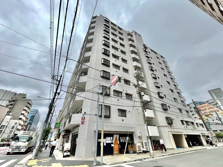 その他 飽きのこないシンプルモダンな外観です。