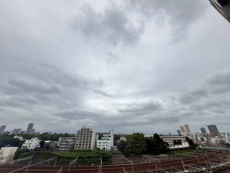 その他 眺望や窓からの景色が良いと、家で過ごす時間も快適です。