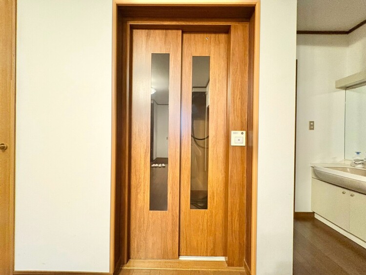 その他 エレベーター完備のため荷物が多くなっても安心。