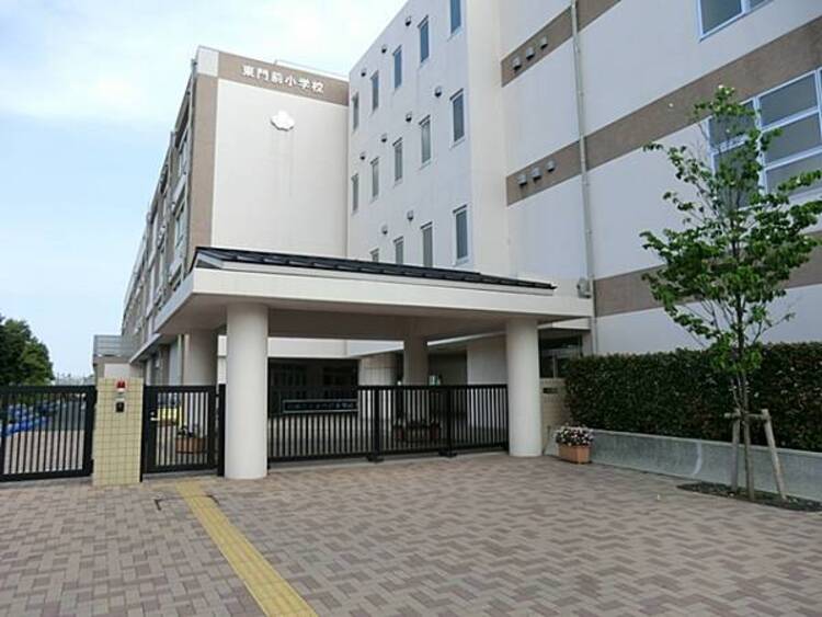 周辺 川崎市立東門前小学校　420ｍ