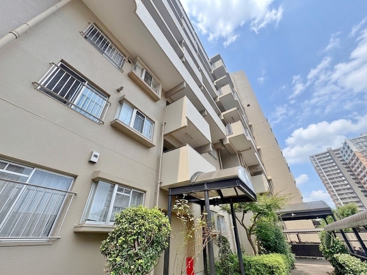 外観 ライフプランニングからローンまで、一貫してご説明させていただきます。お気軽にお問い合わせくださいませ。