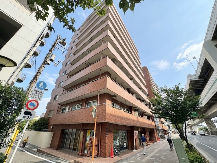 外観 資料には掲載していない情報が、現地にはたくさんあります。是非一度、現地をご確認ください。