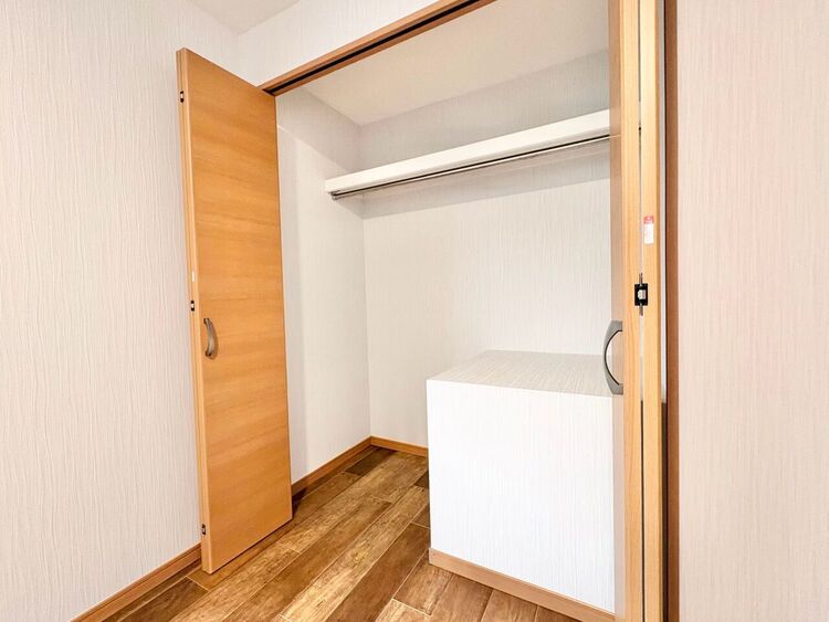 収納 居室にはクローゼットがあり、荷物もスッキリ収納して快適にお過ごしいただけます。