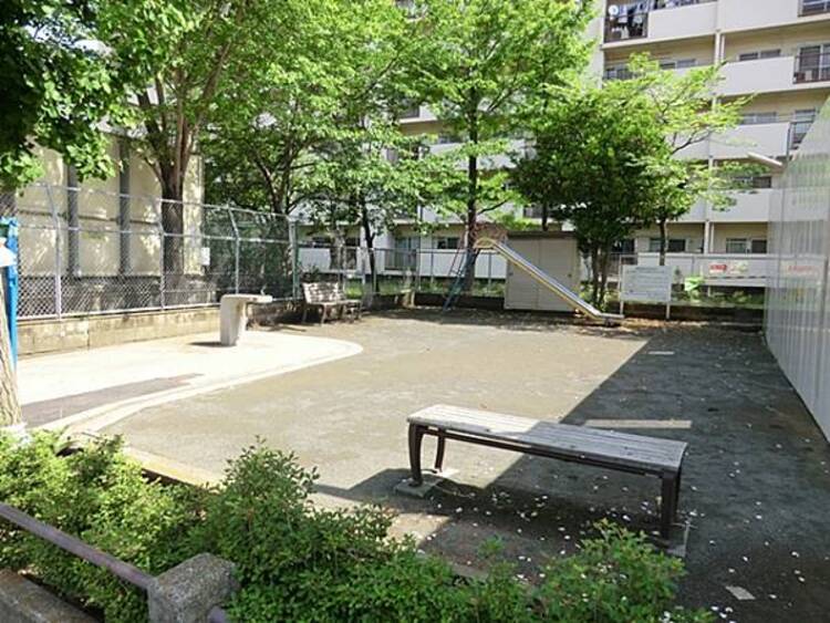 周辺 上星川公園　1200ｍ