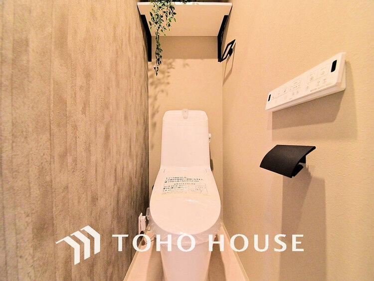 トイレ トイレには快適な温水洗浄便座付