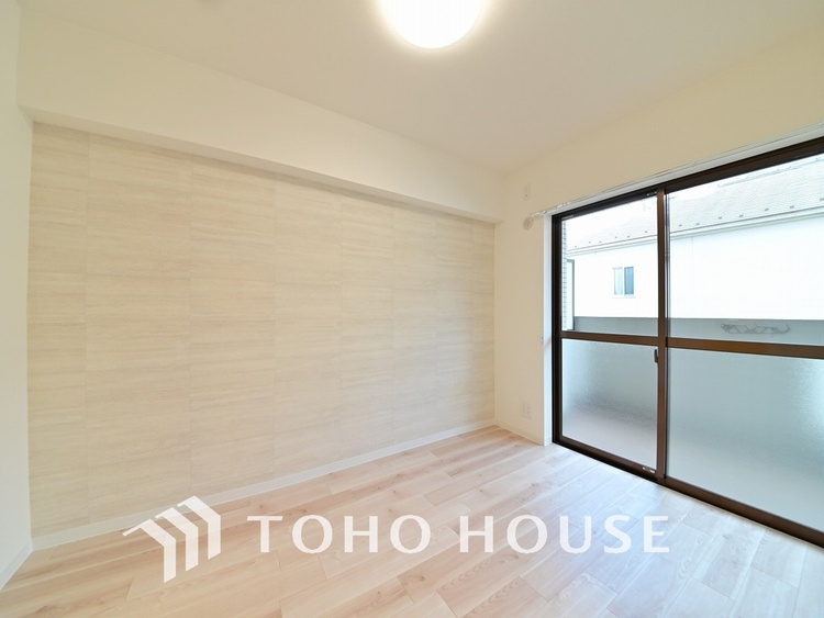 内装 シンプルですっきりとした室内は飽きのこない居心地の良い雰囲気です