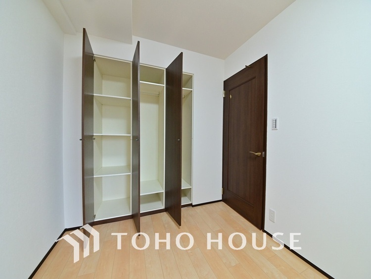 収納 居室　収納