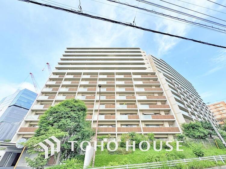 外観 〜大切なペットとの生活〜リフォーム済み3LDK住戸〜南西向きのため陽当たり良好〜
