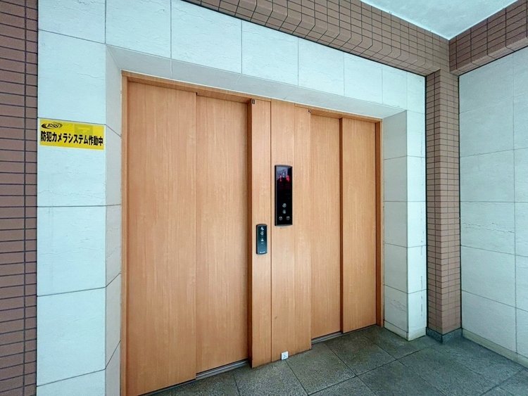 その他 エレベーター完備のため荷物が多くなっても安心。