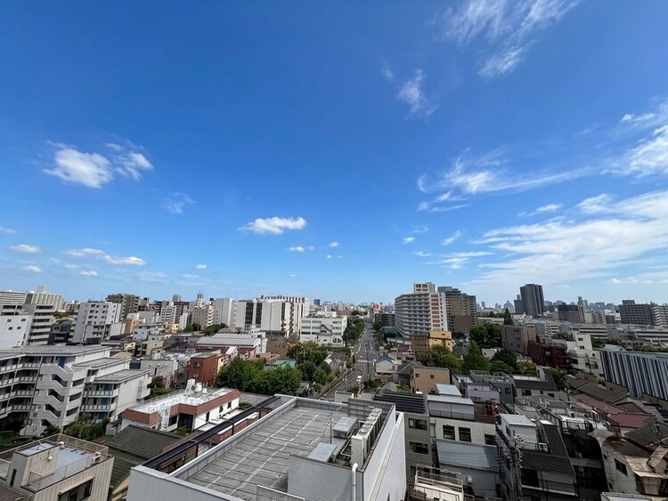 その他 眺望や窓からの景色が良いと、家で過ごす時間も快適です。