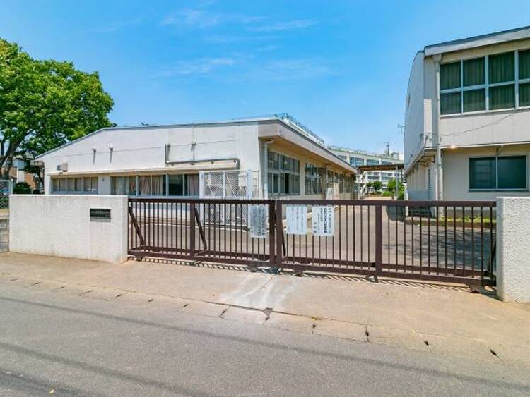 周辺 日野市立日野第四小学校迄590ｍ