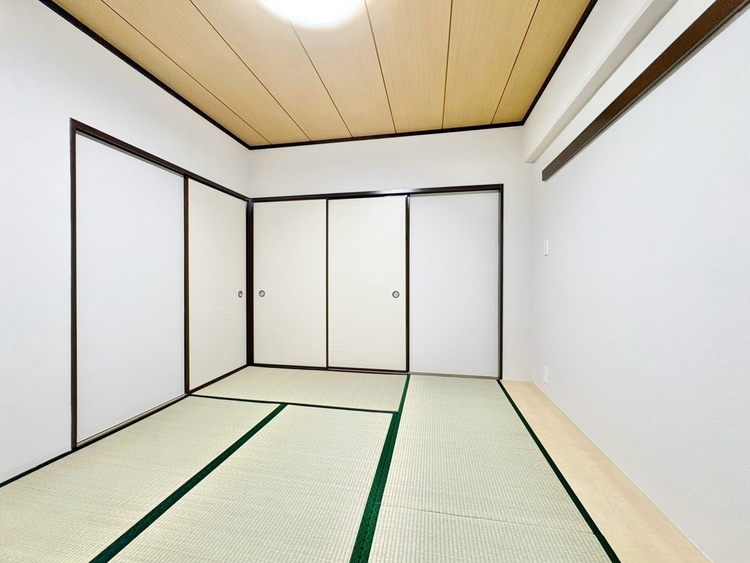 寝室 急な来客のおもてなしスペースや、ゲストの寝室としても活躍できる空間です。
