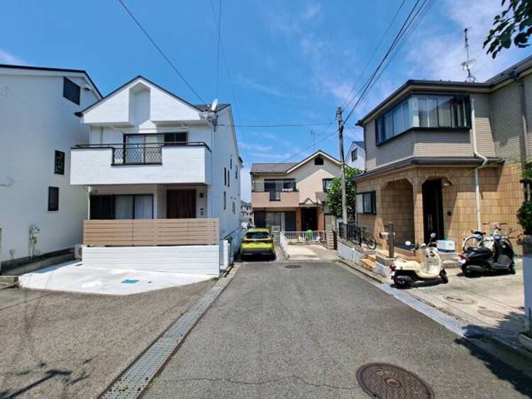 外観 現地で広さのご体感ができます。図面と合わせてご説明しますので、お気軽にお問い合わせください（2026年7月撮影）