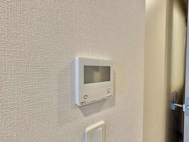 その他 見やすい画面で操作しやすい給湯パネル。