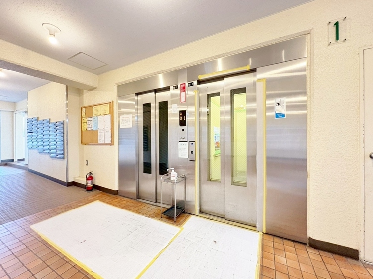 設備 エレベーターの管理も、きちんと行き届いてます。