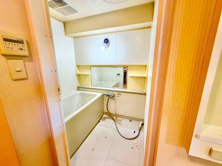 風呂 ゆったりとした広さで、毎日のバスタイムを心地よくお楽しみいただけます。