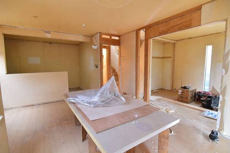 キッチン 対面キッチンでみんなの顔見ながら家事ができる場所