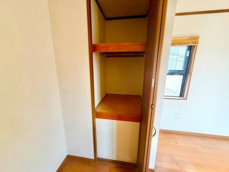 収納 普段使わないものを全部しまってしまえば、お部屋の空間をたっぷり使うことが出来ます。