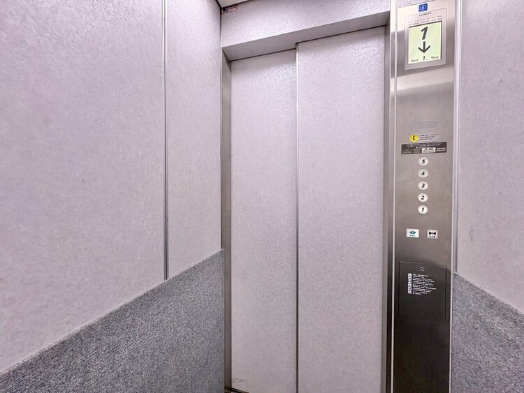 その他 エレベーター完備のため荷物が多くなっても安心。
