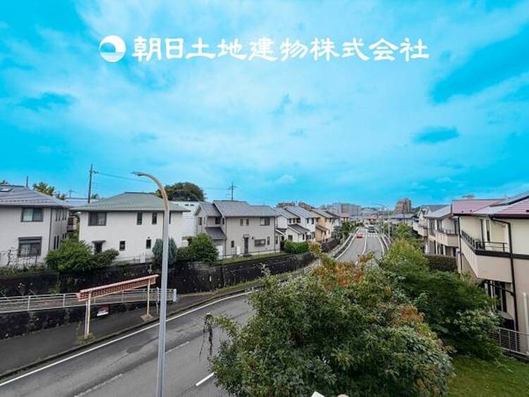 その他 【眺望】部屋から眺める景色はお部屋のインテリアの一部です。開放感ある景色は季節や天候によって変化する素敵な絵画ですね！