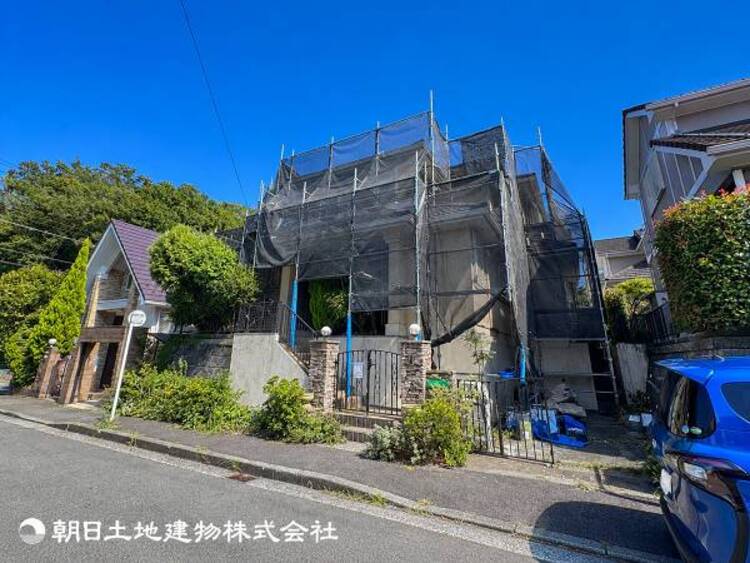 外観 リビングにはみんなが集い、食事や楽しい会話が始まる。