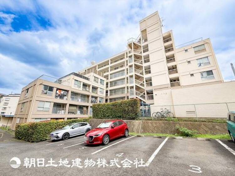 外観 リビングで家族との時間、自分の時間を大切にできる空間を作りました。