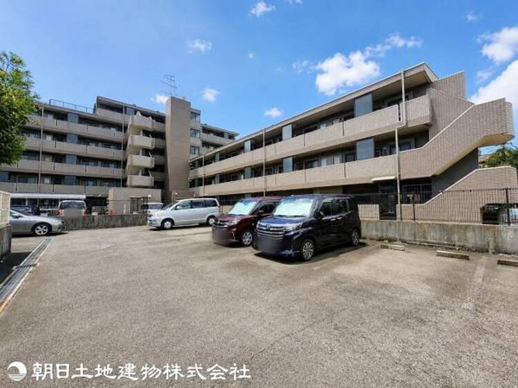 駐車場 【2026年8月撮影】