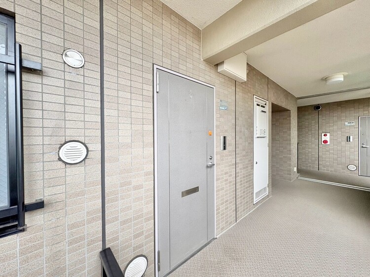 玄関 玄関を開ければ、そこは安らぎのご自宅。