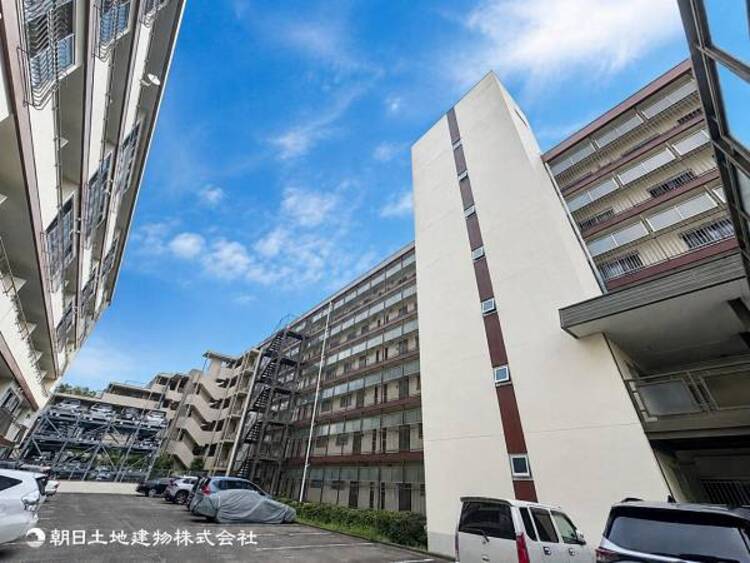 外観 【外観写真】表現された空間はたくさんの光を浴び、風を感じ、暮らしの時間を豊かにしてくれます。