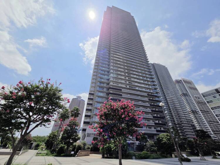 外観 現地に足をお運びいただいた際には、周辺散策などをお勧めいたします。
