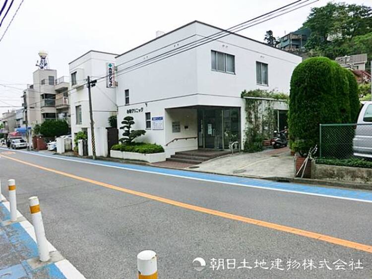 周辺 【吉田クリニック】650ｍ　４０年以上地域に根ざしたクリニックで、リウマチと循環器の専門医が在籍しており専門的な診療を受けることができます。超音波検査の設備も充実しています。