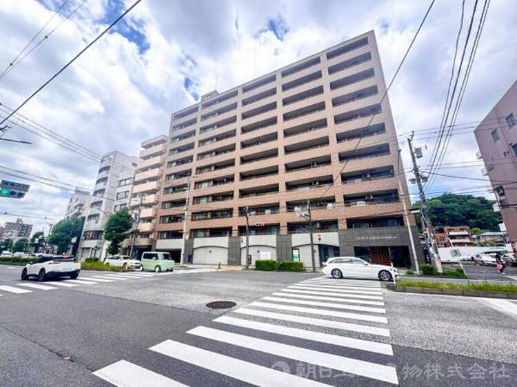 外観 開放感があり日当りも良好です！目の前に広がる開放感とゆとり。暮らしの夢を育む住まいがここにあります！