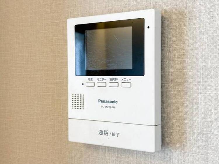 その他 【防犯設備】TVモニター付きインターホンは訪問者のお顔を確認出来安心な機能です！