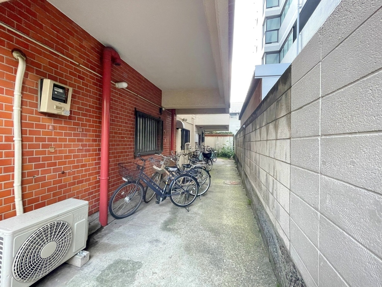 その他 きちんと整備された駐輪場。住む方の心遣いが感じられます。