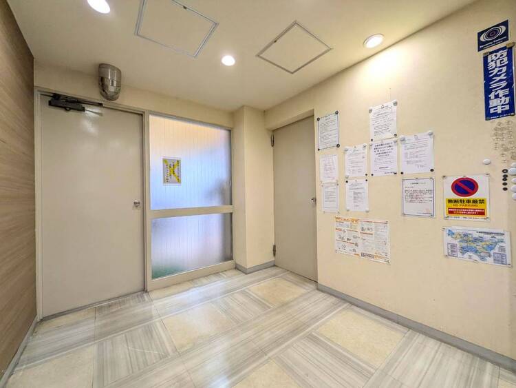 その他 館内は静寂な中が保たれており、管理が行き届いている印象を受けました。