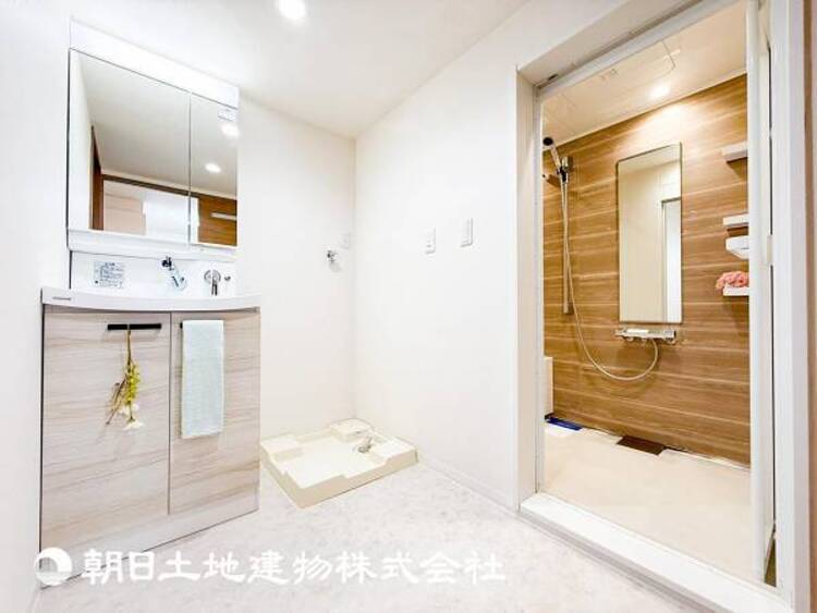 洗面 【洗面化粧台】慌ただしい1日が始まり、充実した1日の終わりを締めくくる洗面所。