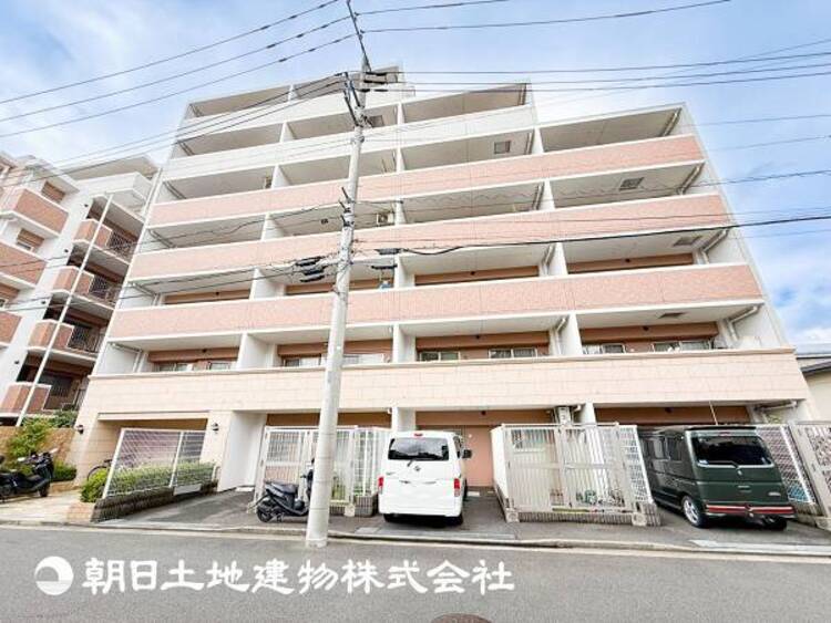 キッチン 人間の感性を育むプライベートルームはシンプルが１番だと思います。
