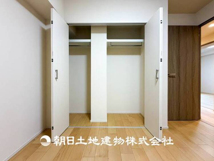 収納 【収納】子供部屋にも寝室にも、便利な全居室収納スペース付ですので、各部屋の荷物がすっきりまとまります。